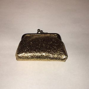🔥Sale🔥..Beautiful Gold coin purse..NWOT...